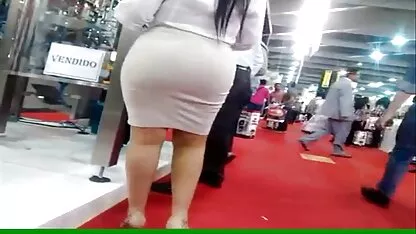 Pezzi film porno completi anni 90 bruna sexy sulla fotocamera