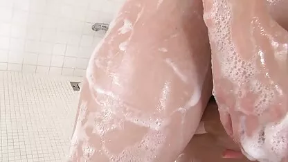 Lo zio con il duro colpo film porno erotici completi di suo nipote snello