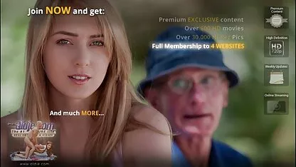 Asiatico ragazza film completi hard gratis Magro Masturbazione in il mare