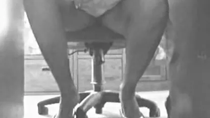 Dildo grande nero nel porno completo hd buco cagna