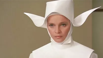 Accarezzando grandi seni e clitoride alla fotocamera pornoitalianocompleto