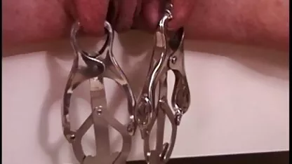 Il cane russo ha dato da bere alla ragazza fino a quando non è svenuta e si film porno completo italiani masturba