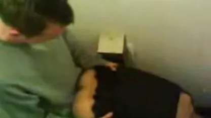 Pantaloncini marroni corti ti fa pensare al volgare film erotici gratis completi