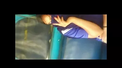 La madre ha portato le ragazze al Padre per l'educazione sessuale film porno completi anni 90