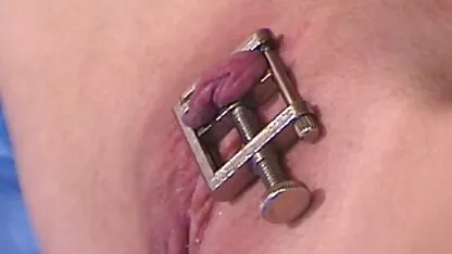 L'uomo film porno completi lecca la vagina della ragazza e sperma sul suo