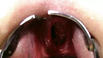 Trio russo pornofilmcompleti con una bruna glamour