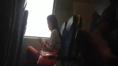 Studenti stanchi filmpornoitalianocompleto di fare i compiti, così lei masturbarsi sul tavolo